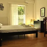 Elli *