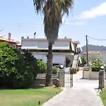 וילה Elli