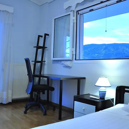 Elli Като-Алмири