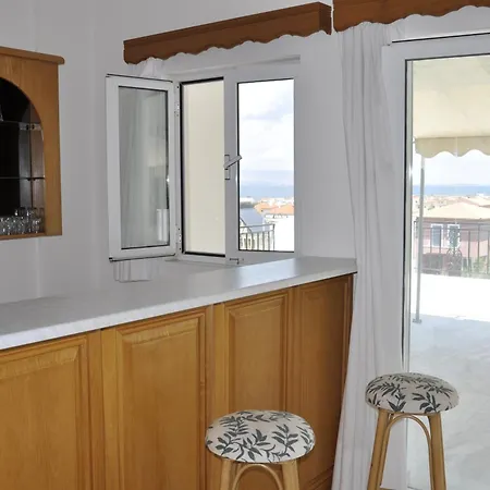 Elli Като-Алмири